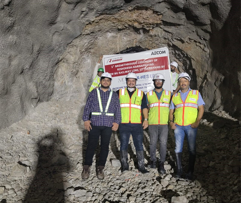 Lining on Tunnel-04 (152 M) of Budni - Barkhera 3rd line Project ...